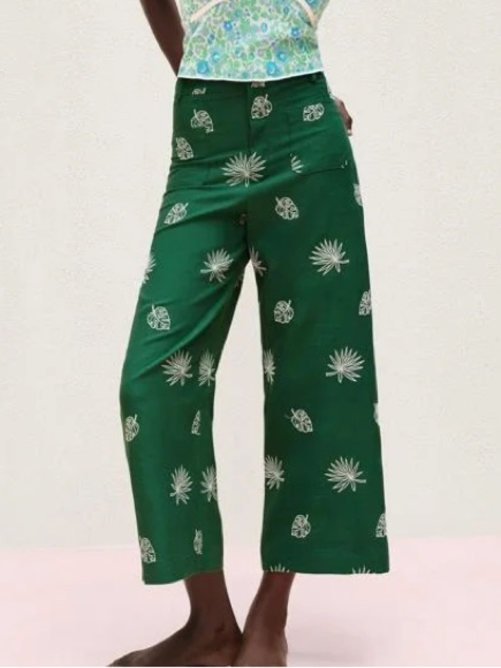 NWT Zara Green Wide-Leg Palm Embroidered Print Pants